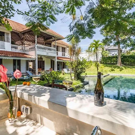 5Bd Moroccan Style Luxury Villa In The Heart Of Canggu