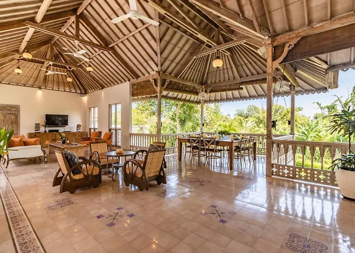 5bd Moroccan Style Luxury In The Heart Of *